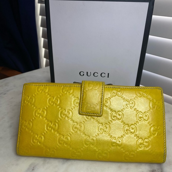 Gucci Guccissima Bow Wallet - Picture 3 of 11